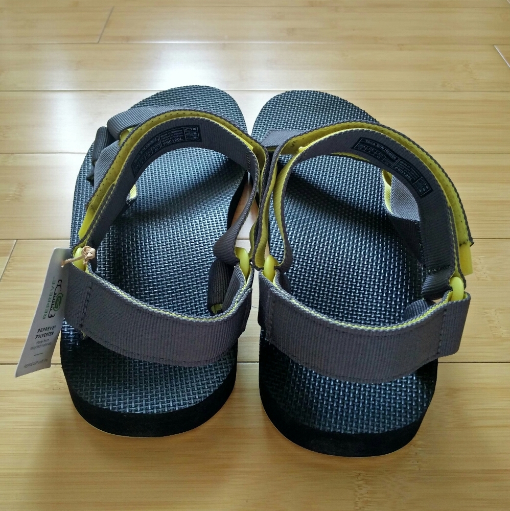 -NEW- Men's Teva Original Universal Sandals 10 - Picture 6 of 14